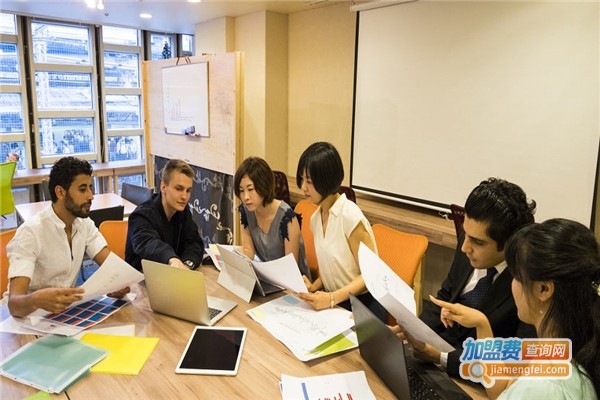 雙成教育加盟費(fèi)詳解 投資成本、優(yōu)勢(shì)與長沙市場分析